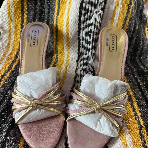 Coach Pink Sandals size 8.5 - Picture 10 of 10